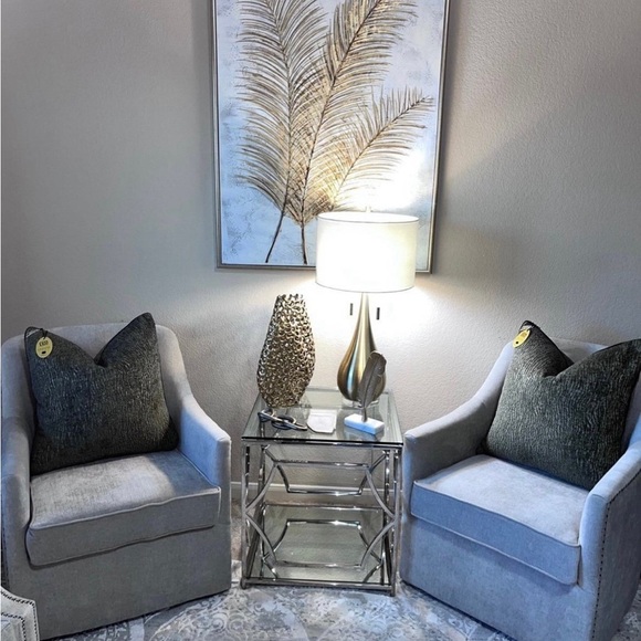 1-NWT CALLISTO HOME DECORATIVE PILLOW (please read description for details) - Picture 2 of 12